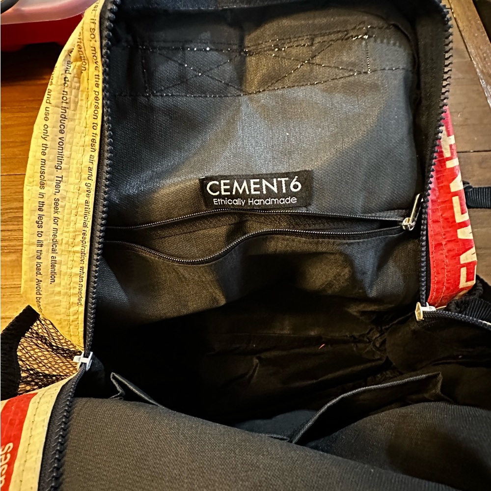 Minimal Daypack - Picture 11 of 13